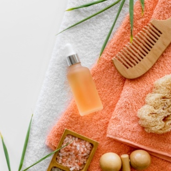 5 Rekomendasi Cleansing Oil, Ampuh Bersihkan Sisa Makeup 