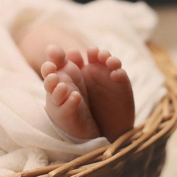 5 Persiapan Mental untuk Orang Tua Jika Bayi Lahir dengan Kelainan Bawaan