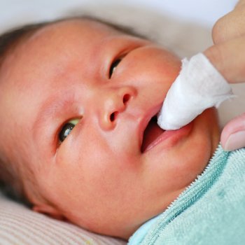 Natal Teeth, Bayi Baru Lahir Tumbuh Gigi