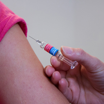 Bumil Juga Perlu Vaksinasi