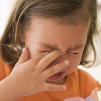 Hindari Lakukan 3 Hal Ini Saat Anak Tantrum