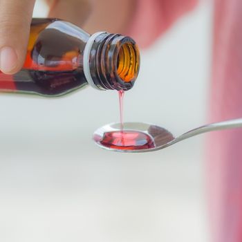 Update Gangguan Ginjal Akut Atipikal pada Anak: 5 Obat Sirup Anak Akan Ditarik dari Peredaran