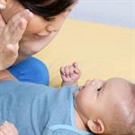 Bayi Bicara Lewat Bahasa Isyarat