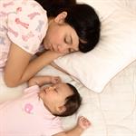Manfaat Positif Menemani Bayi Tidur
